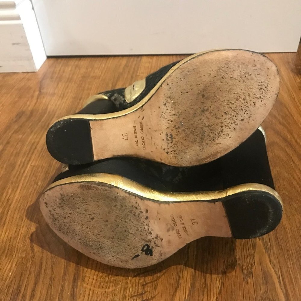 Dolce and Gabbana lace wedge heel - Picture 7 of 9